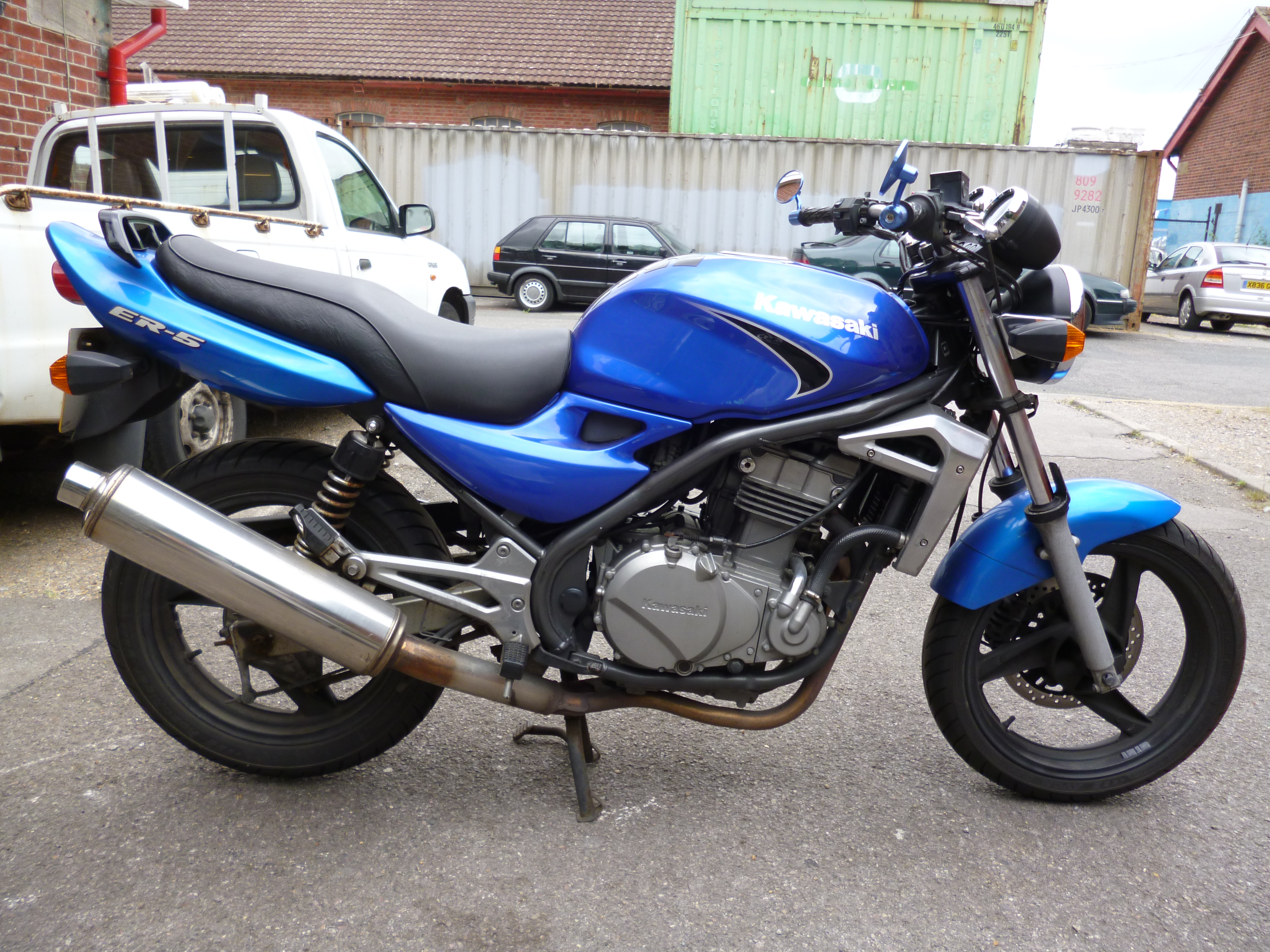 ER5 C5P 2006 breaking for spares