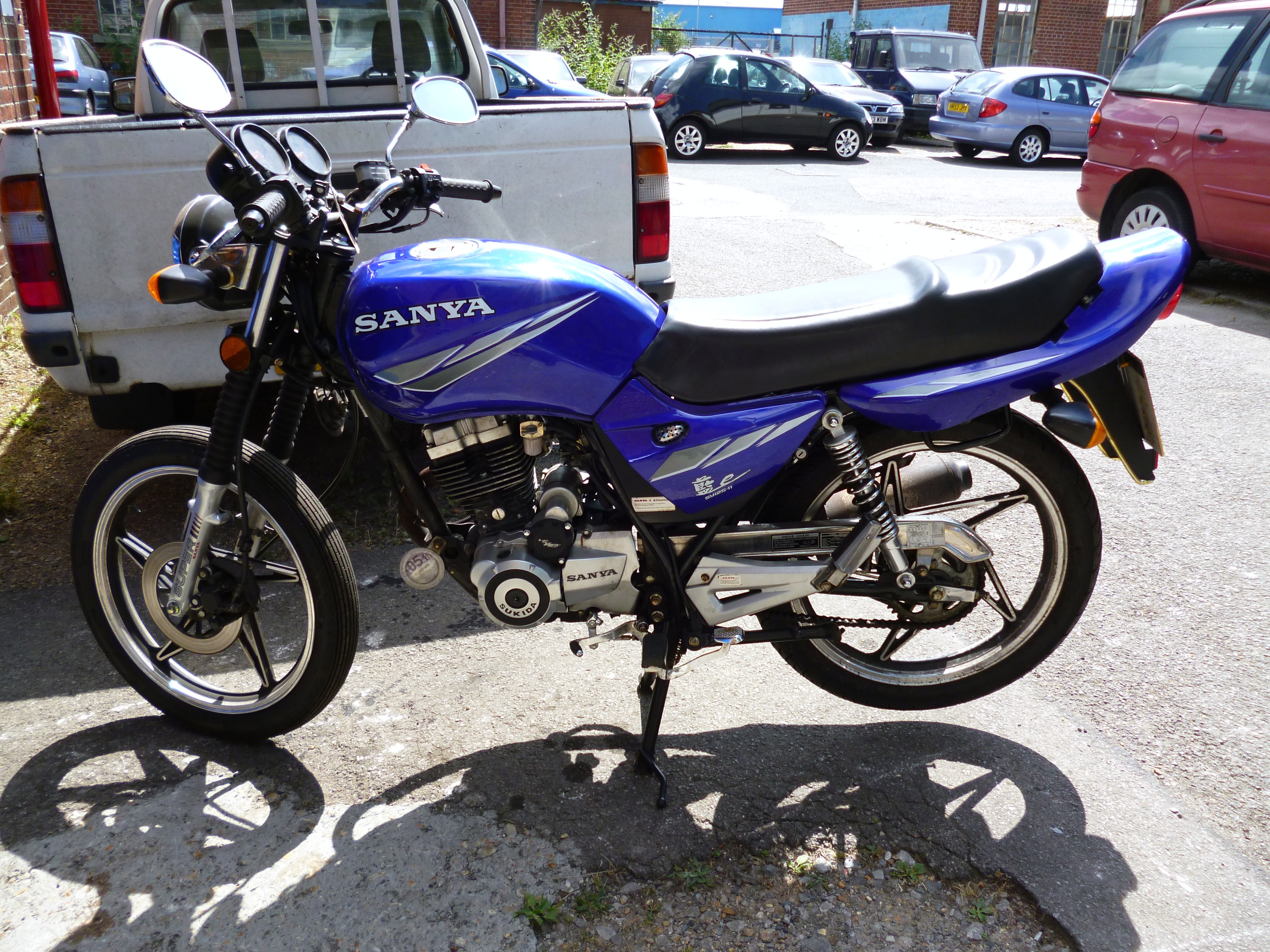 2011 Sanya SY125-11 Breaking